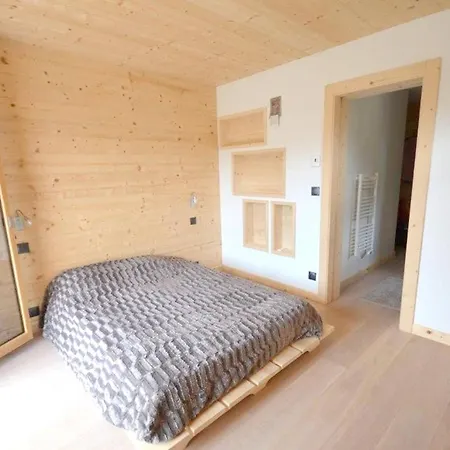 Aux Gets Avec Vue Sur Montagne Et Cheminee Chalet Les Gets