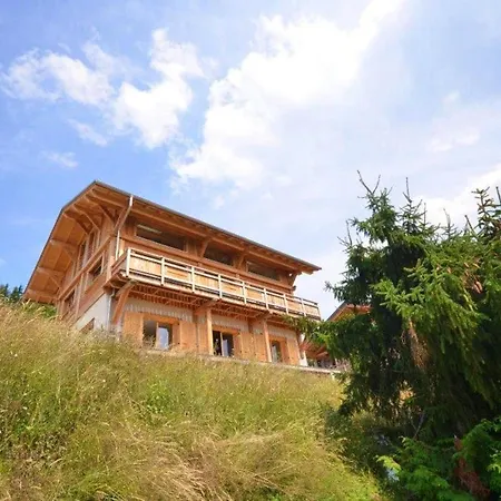 Chalet Aux Gets Avec Vue Sur Montagne Et Cheminee *